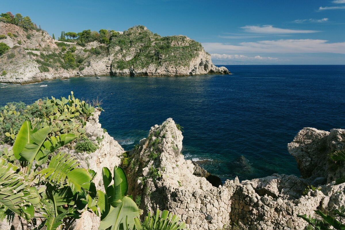L'Isola Bella di Taormina, piccola riserva naturale collegata alla costa